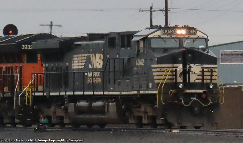 NS 4042